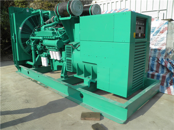 大安发电车出租-柴油发电机组在使用的过程中应该做好哪些防护工作