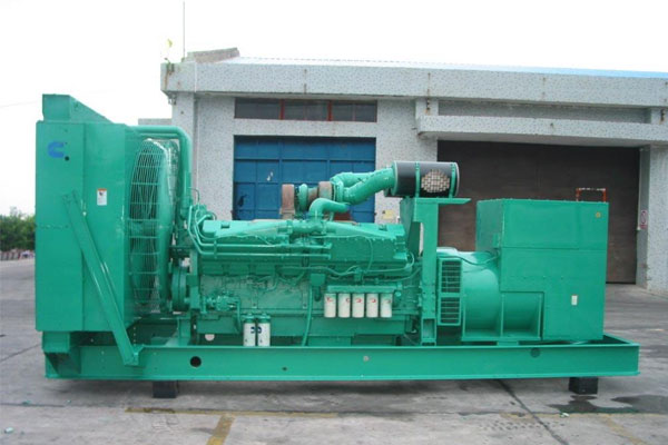 大安工厂发电机应急发电时如何更准确地检查发电机状态？