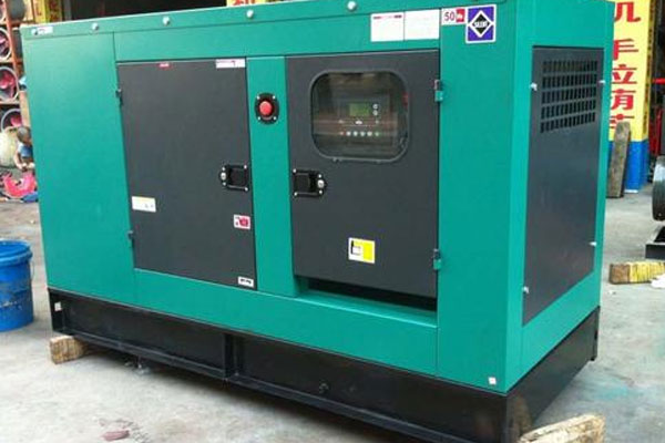 大安如何检查机油的使用时间？